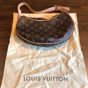 Authentic Louis Vuitton purse!